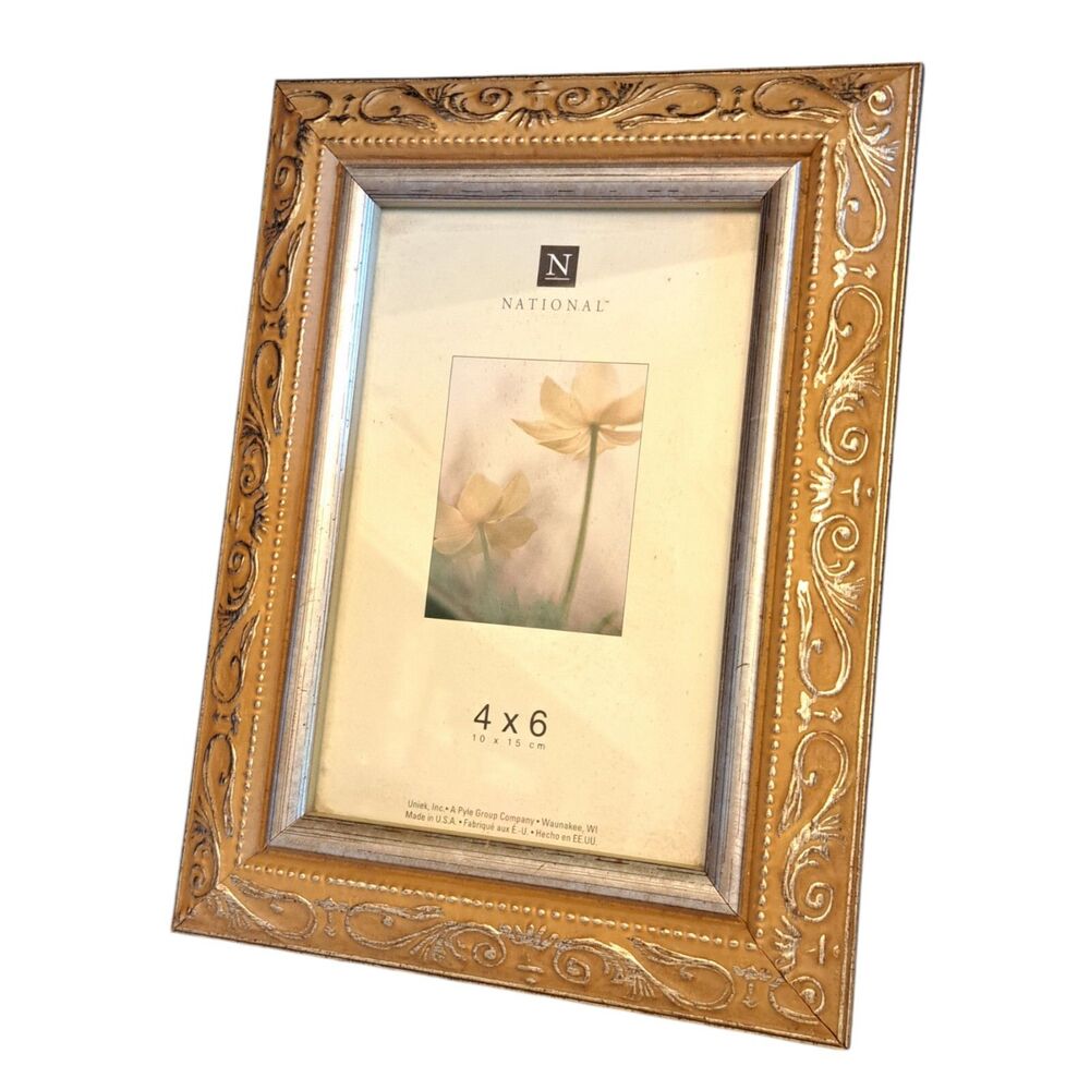 Vintage Unitek National Photo Frame Plastic Wood Imitation Size 4 X 6 Inch